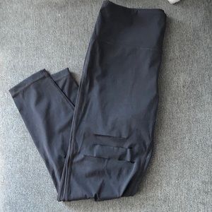 Zyia Active Black slash leggings